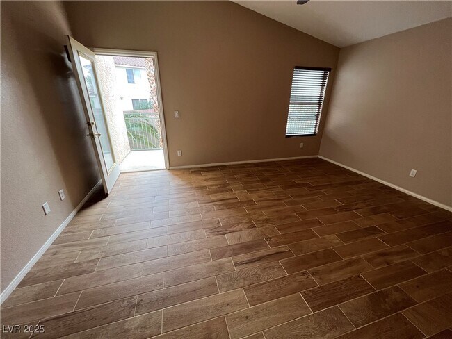Building Photo - 197 Oella Ridge Ct