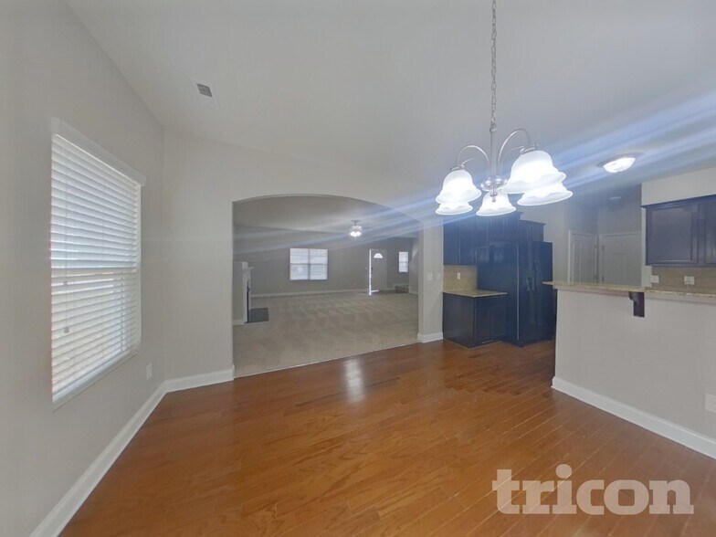 Building Photo - 7019 Carrington Pointe Dr
