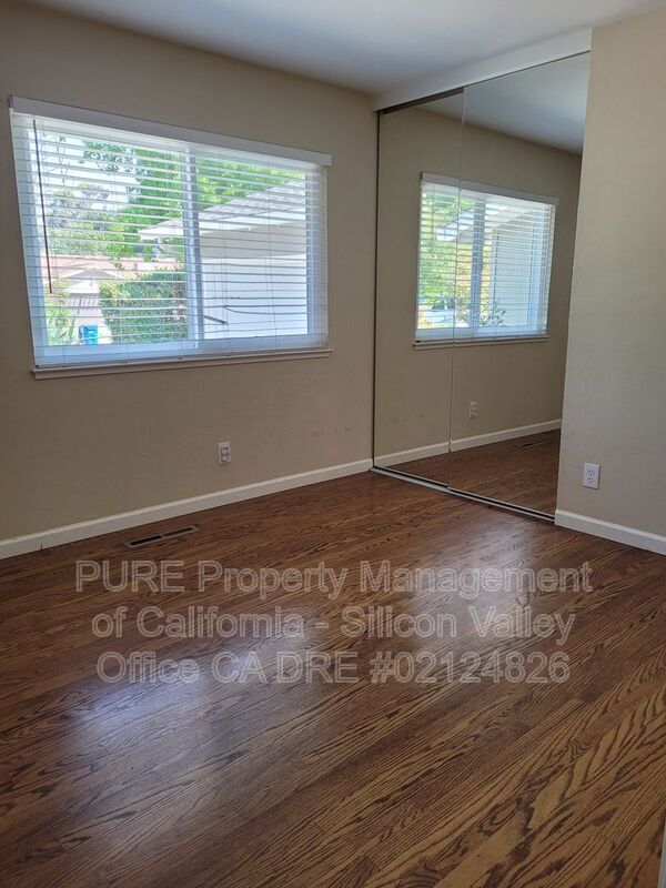 Building Photo - 108 Anne Way