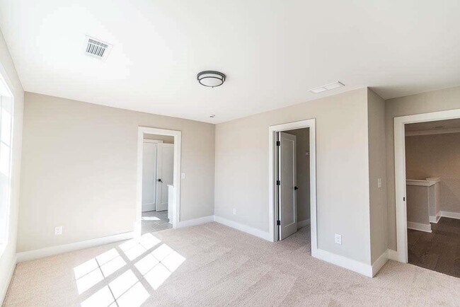Building Photo - 2462 Adair Rdg Ct