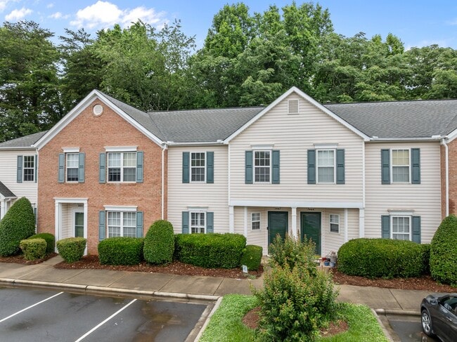 Building Photo - 7487 Pilot Cove Ct