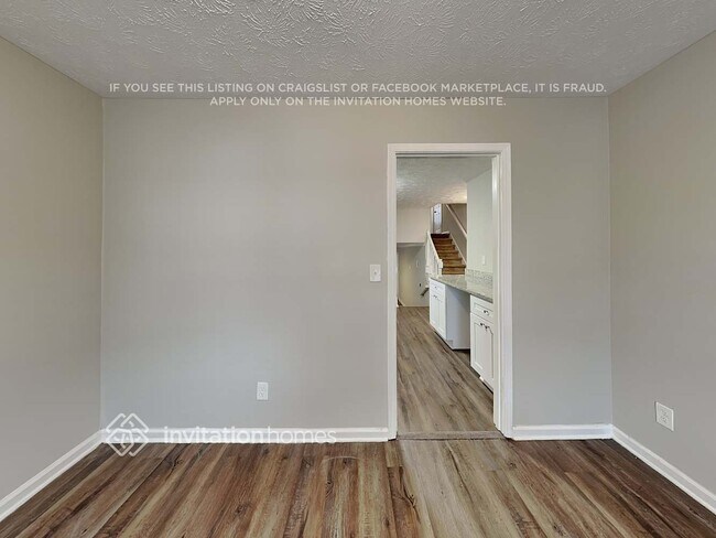 Building Photo - 277 Lancelot Way