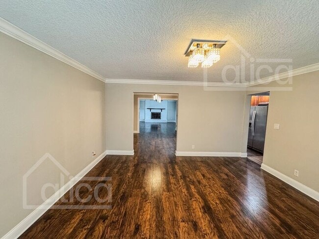 Building Photo - 2845 Holly Point Dr