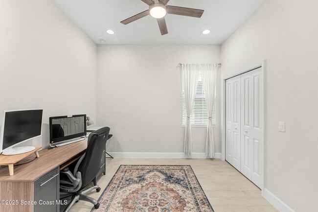 Building Photo - 7969 Cache Crk Ln