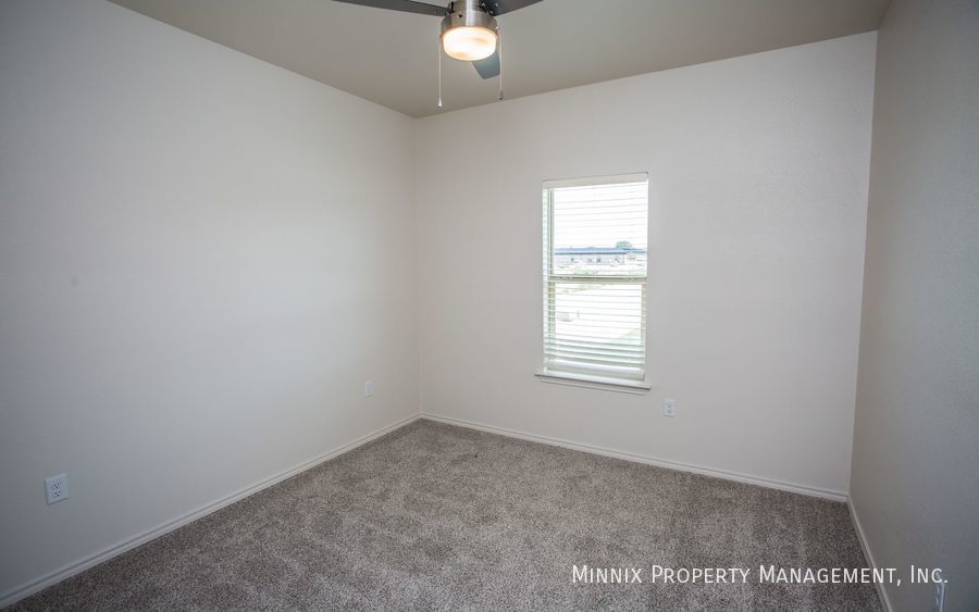 Building Photo - 2608 136th St