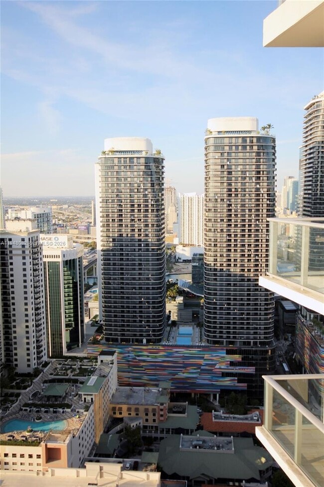 Building Photo - 1100 S Miami Ave