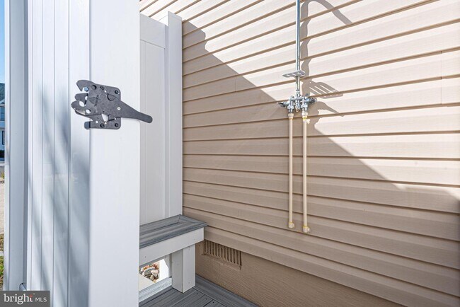 Building Photo - 148 Captains Quarters Rd