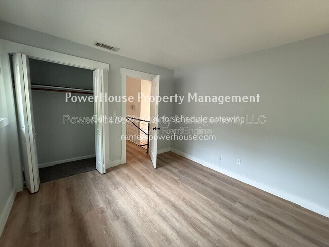 Building Photo - 120 Leeward Ln