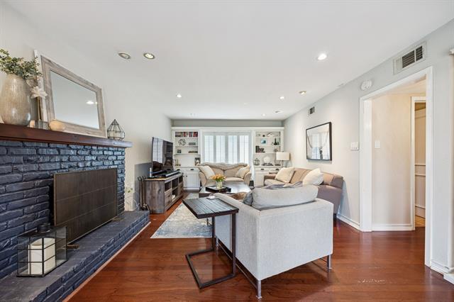 Building Photo - 9321 Springwater Dr