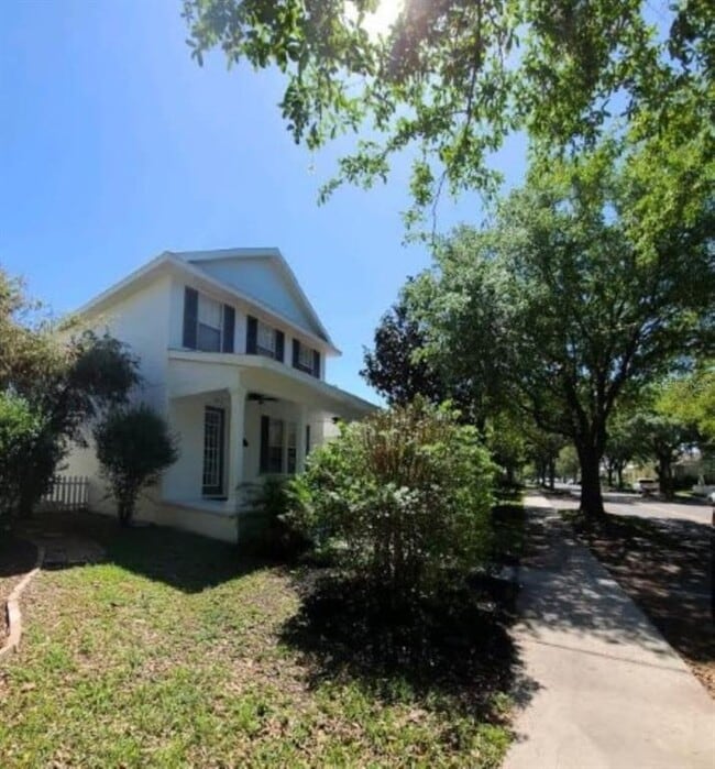 Building Photo - 3212 Town Ave