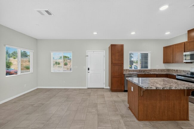 Building Photo - 3432 Bayou Way