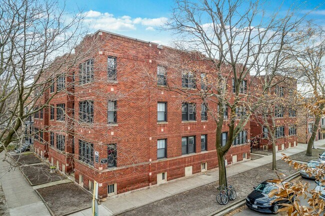 Building Photo - 4717 N Leavitt St