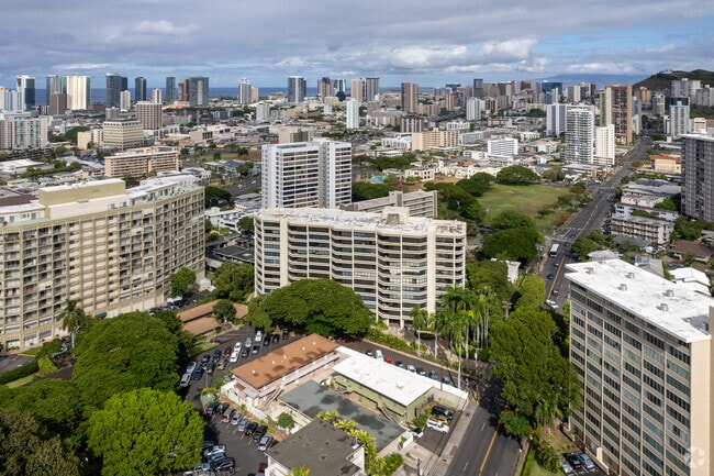 Aerial Photo - Punahou Cliffs