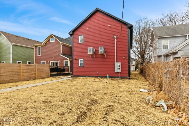 Building Photo - 2711 Guilford Ave