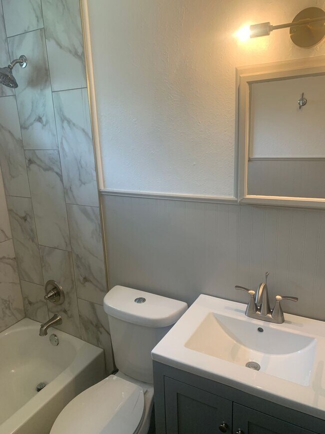 Building Photo - Pre Leasing for fall 2026! 2/1 in Tech Terrace