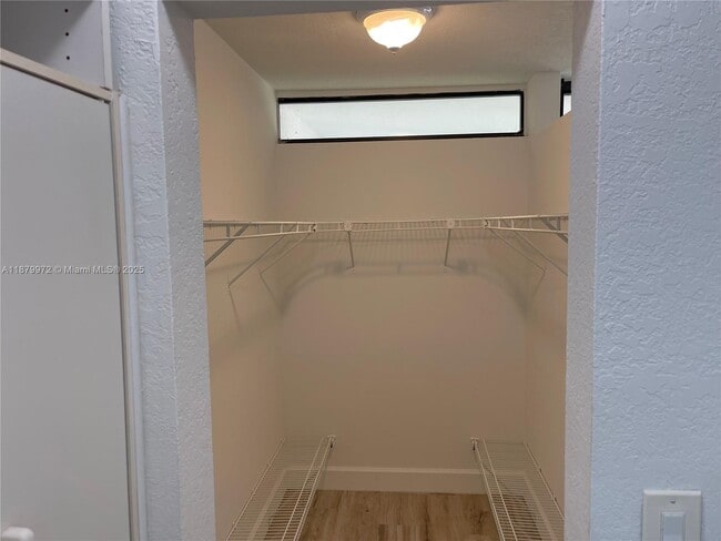 Building Photo - 2961 SW 87th Ave