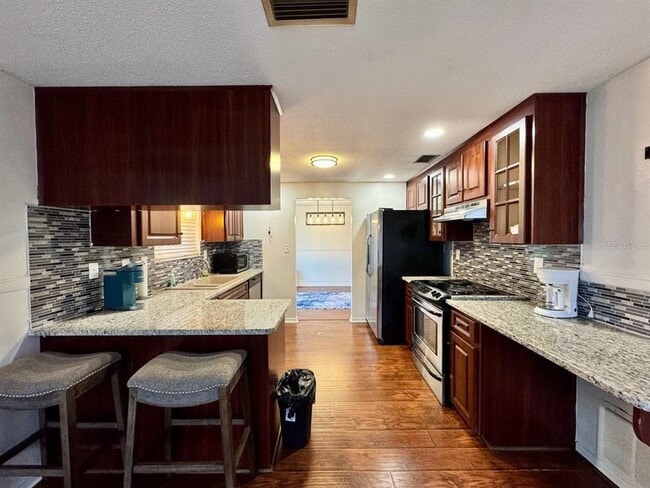 Building Photo - 7514 Spirea Dr