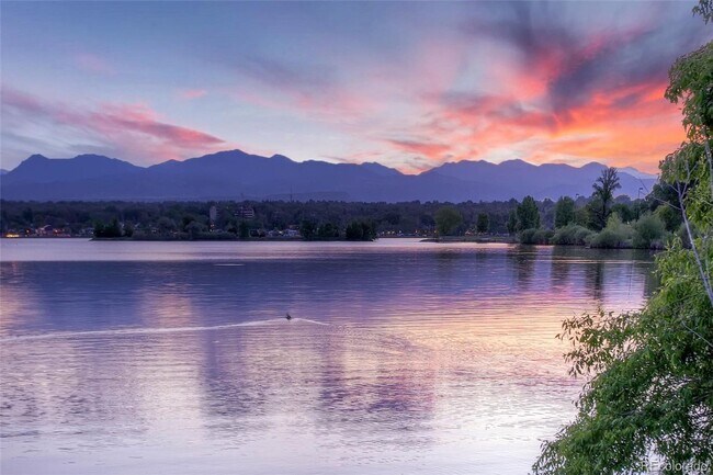 Building Photo - 4 blocks to Sloans Lake! immaculate home with large yard and garage