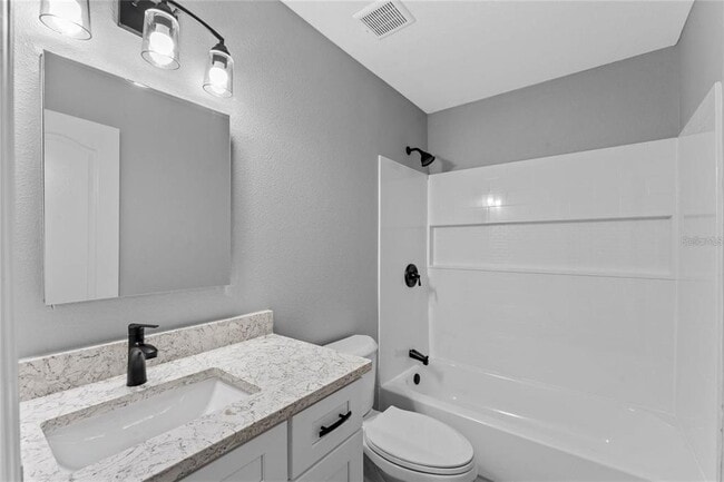 Building Photo - 2441 S Mills Ave