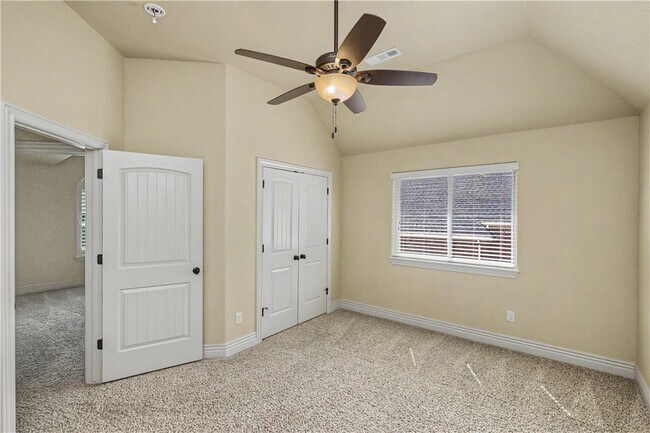 Building Photo - 6600 Willowridge Ln