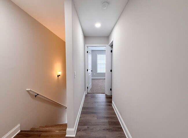 Building Photo - 107 Westfield Ct