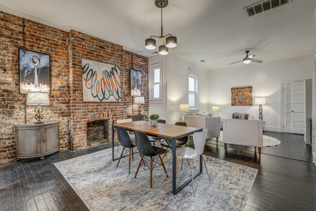 Dining Room - 719 N Meadow St