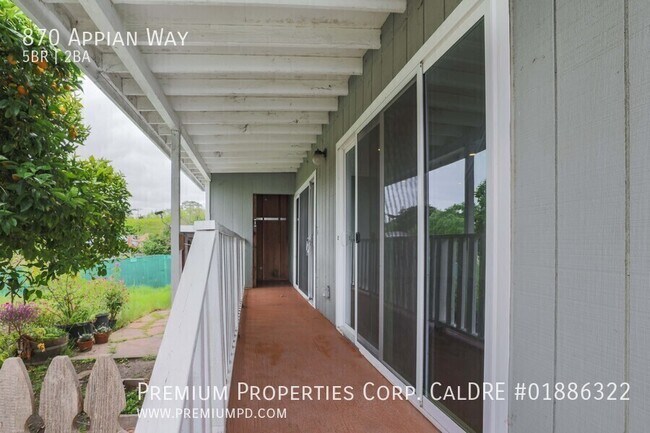 Building Photo - 870 Appian Way