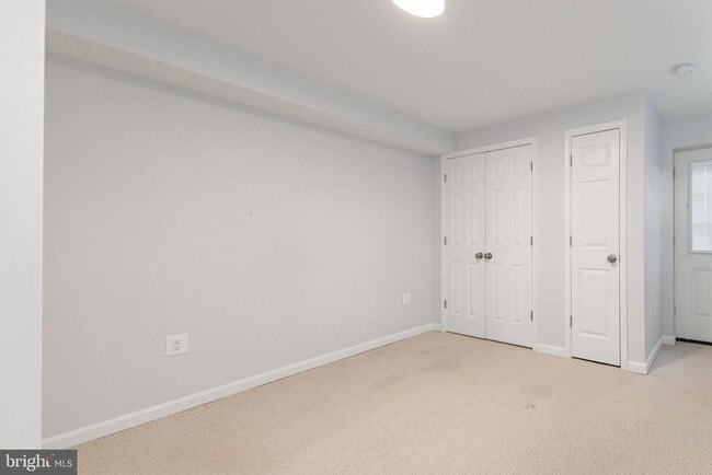 Building Photo - 7716 Green Garland Dr