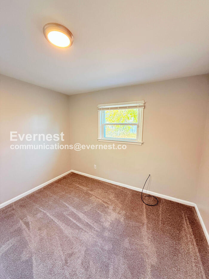 Building Photo - 19908 Heyden St