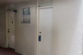 Building Photo - 406 NW 68th Ave