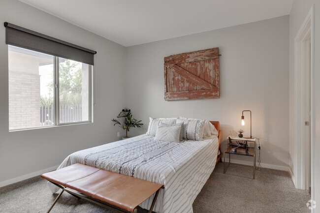 2BR, 2BA - 951SF - Premiere at Dana Park