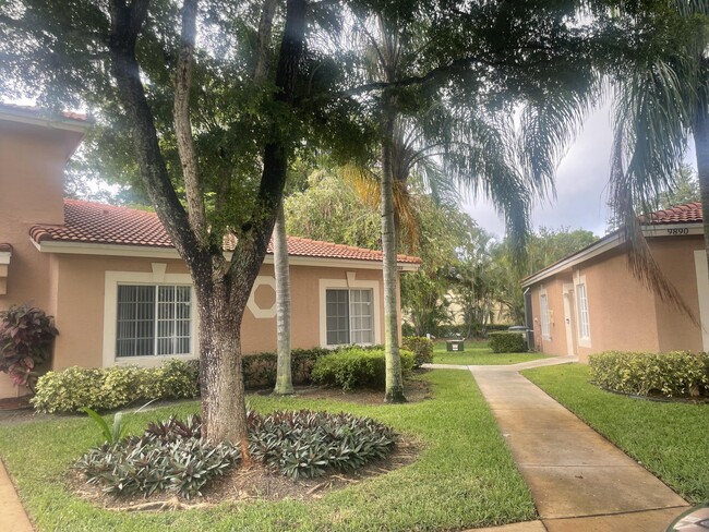 Primary Photo - 9888 Kamena Cir