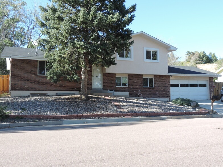 Primary Photo - 2632 Penacho Cir