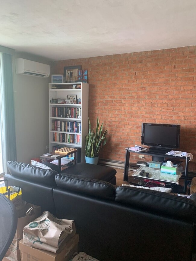 Building Photo - 1800 JPA - 6th Floor - High-Rise Renovated...