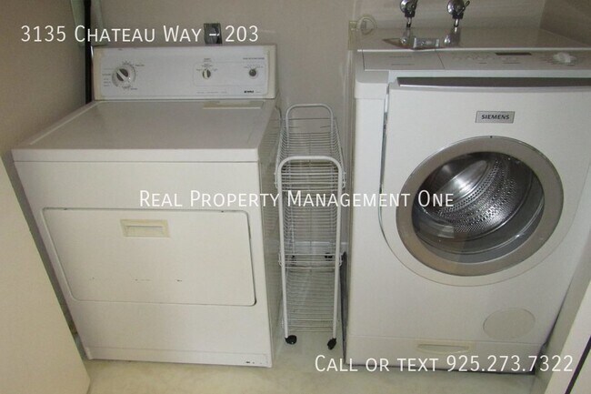 Building Photo - 3135 Chateau Way