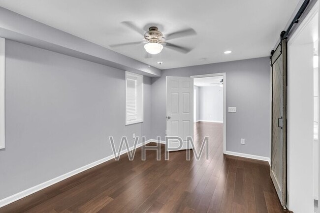 Building Photo - 3821 Sentinel Dr