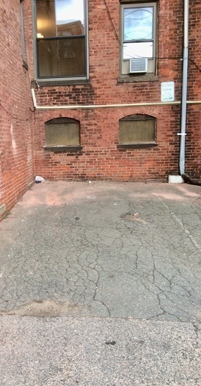 Building Photo - 44 Orkney Rd