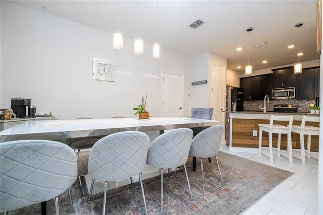 Building Photo - 1327 Shinnecock Hills Dr