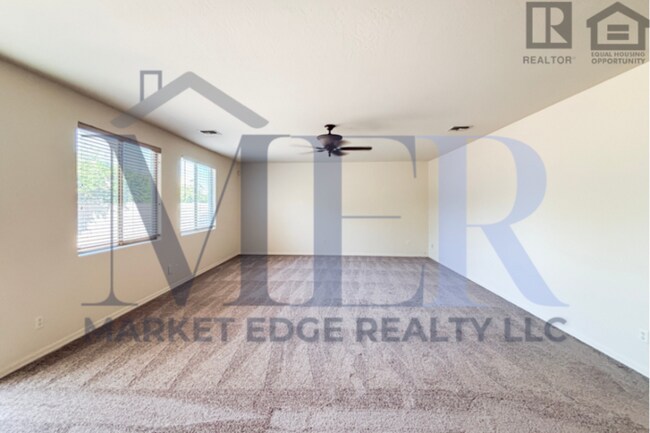 Building Photo - 4Bed/2.5Bath House at Litchfield/Greenway! Move-In Ready on 08/06/2026!