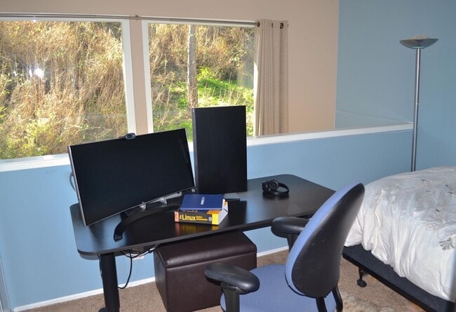 Building Photo - 1235 Terra Nova Blvd