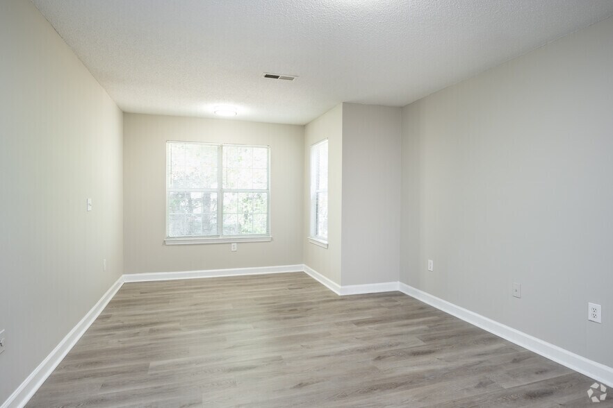 2BR, 1.5BA - 921SF - Sage at Martins Ln