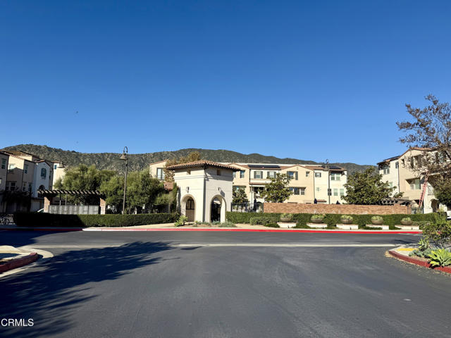 Building Photo - 629 W Foothill Blvd