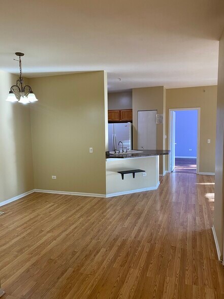 Primary Photo - 3275 Stratford Ct