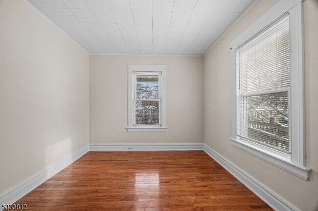 Building Photo - 287 Hornblower Ave