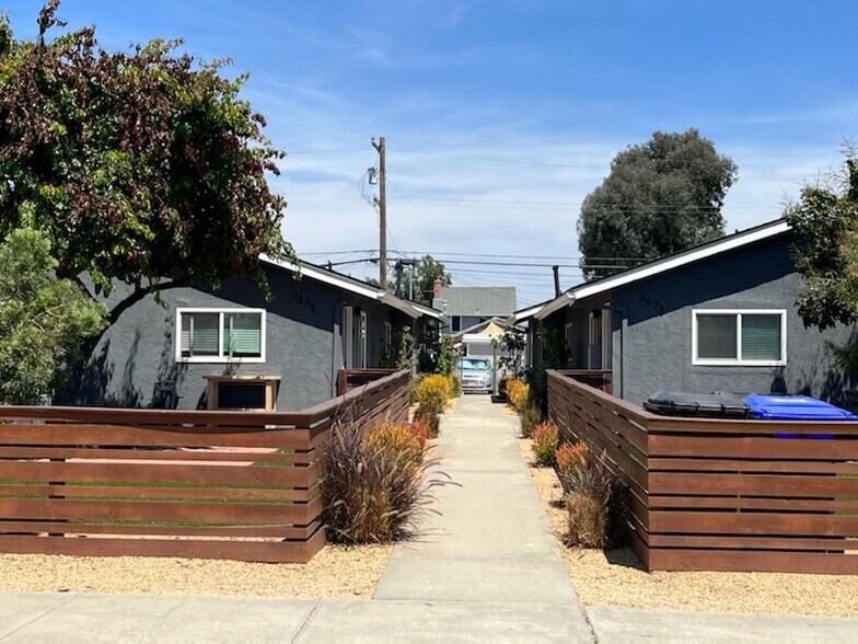 Front of complex. Unit #2 is the back of the duplex on the right. - 3673 Cherokee Ave