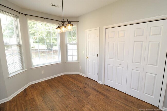 Building Photo - 1102 Silky Dogwood Trail
