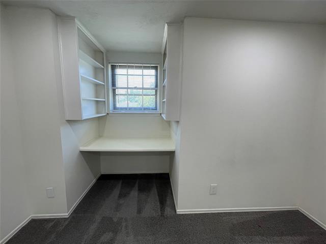 Building Photo - 2612 Avenida Loop