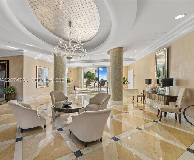 Building Photo - 6917 Collins Ave