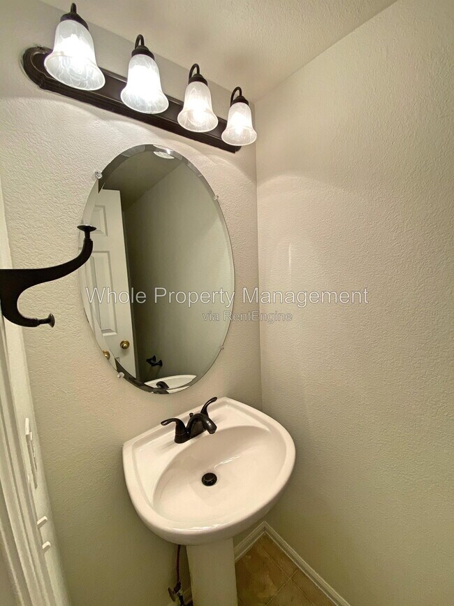 Building Photo - 5981 S Zante Way