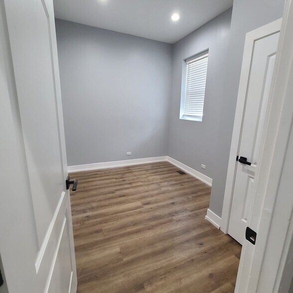 Bedroom 3 - 5935 S Indiana Ave